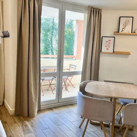 Flat For 4 People With Swimming Pool Tennis Court And Free Parking 227 Le Touquet Exterior photo