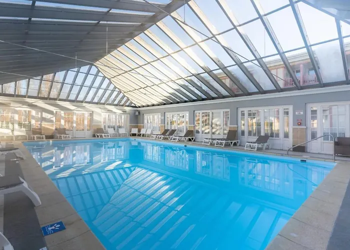 Flat For 4 People With Swimming Pool Tennis Court And Free Parking 227